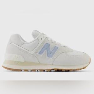 New Balance 574 Women's Reflection Light Blue Cream
Casual Sneakers WL574QA2.